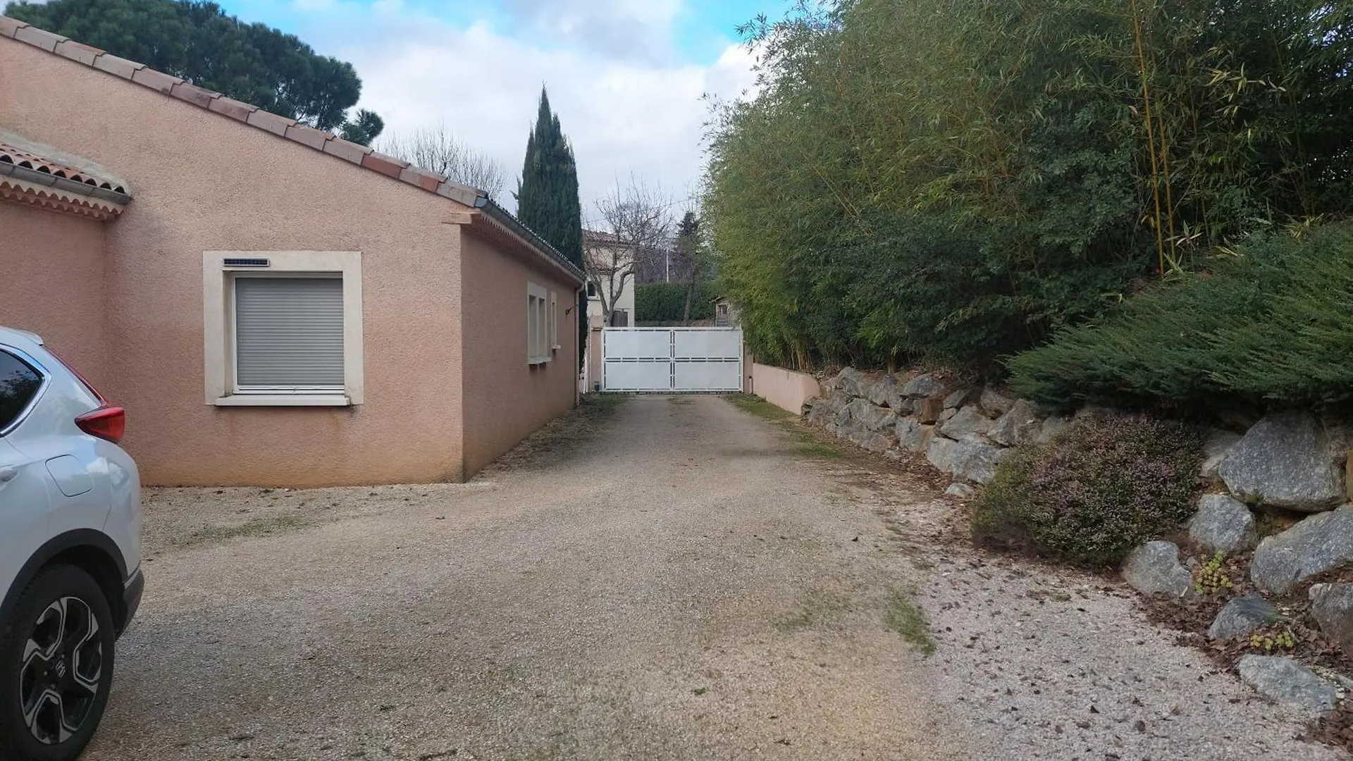 Terre De Crussol - Gite 3 Etoiles En Ardeche, Avec Piscine Et Clim, 2-4 Personnes Saint-Péray