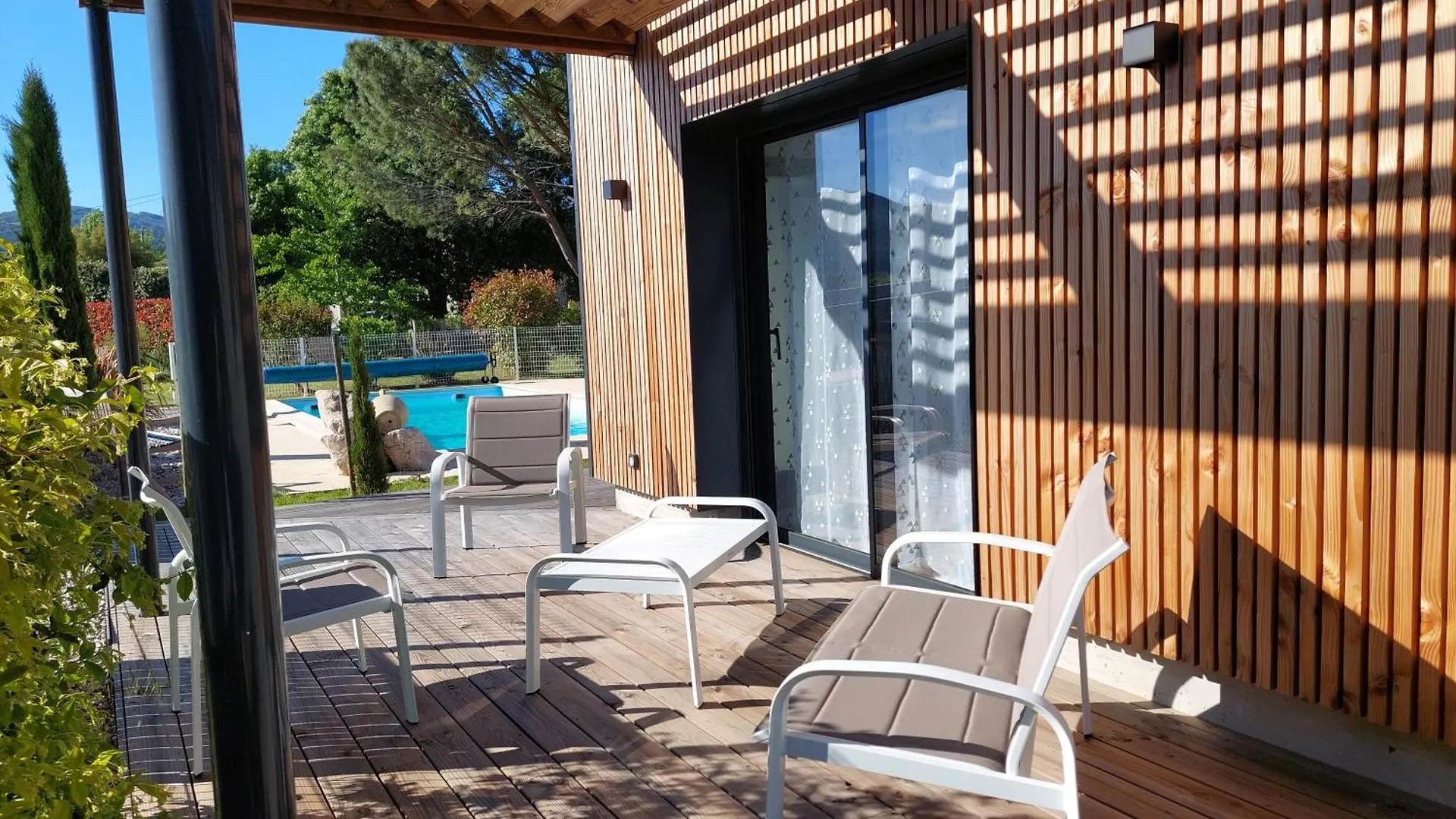 Terre De Crussol - Gite 3 Etoiles En Ardeche, Avec Piscine Et Clim, 2-4 Personnes 圣佩赖