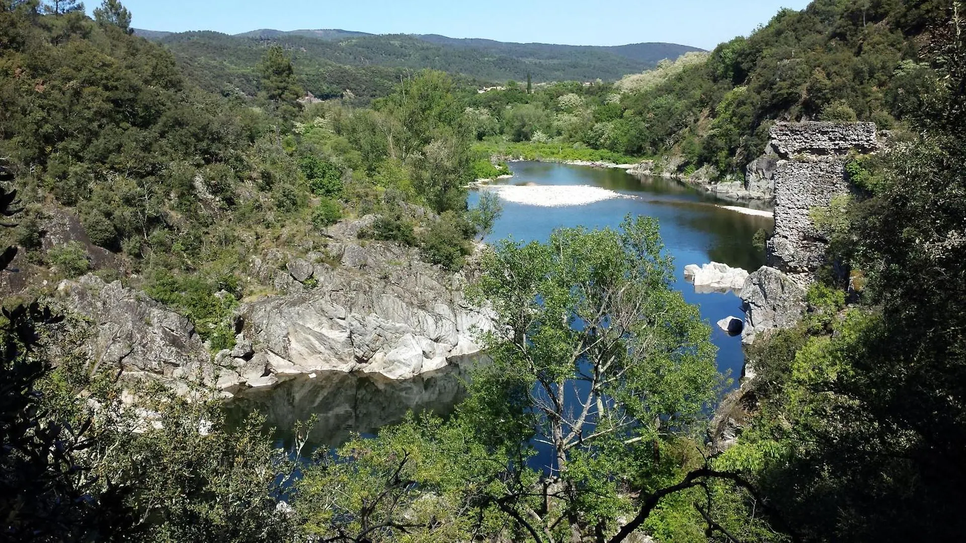 Terre De Crussol - Gite 3 Etoiles En Ardeche, Avec Piscine Et Clim, 2-4 Personnes Saint-Peray Apartment