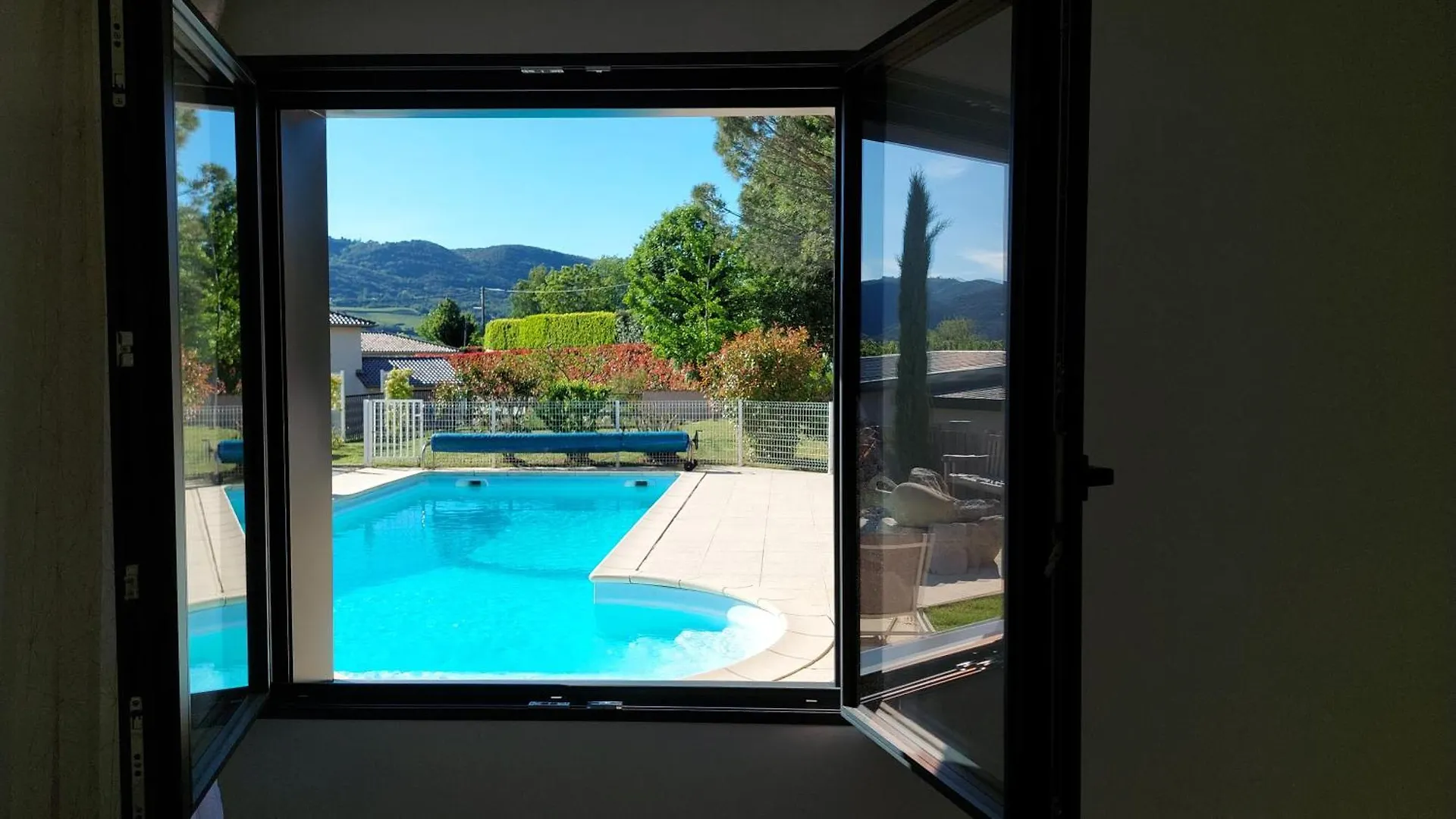 Apartment Terre De Crussol - Gite 3 Etoiles En Ardeche, Avec Piscine Et Clim, 2-4 Personnes Saint-Peray France